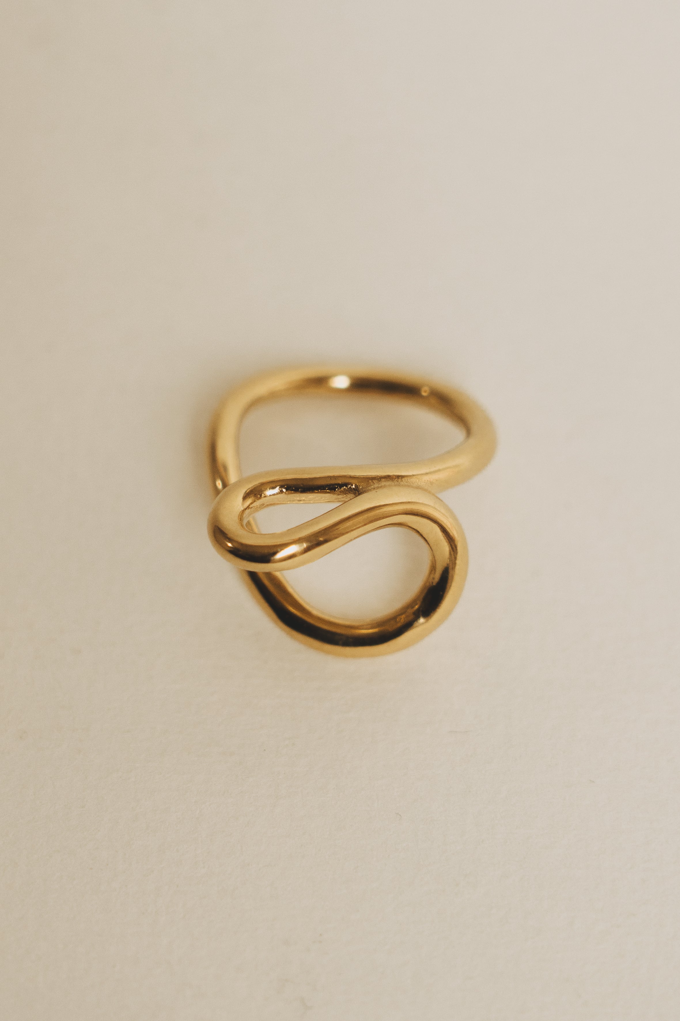 BAGUE THEODORA